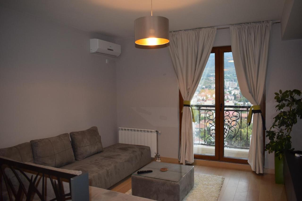 Appartement Gabriela&Marjan luxury self check-in Flatiron à Skopje Extérieur photo